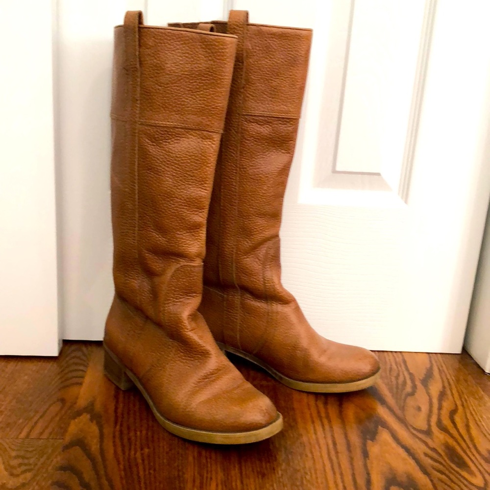 Lucky tall leather boots